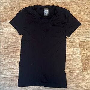 Aritzia Black Short Sleeve Tee